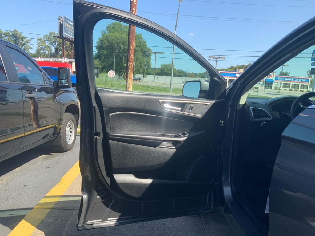 2024 Ford Edge Image 9