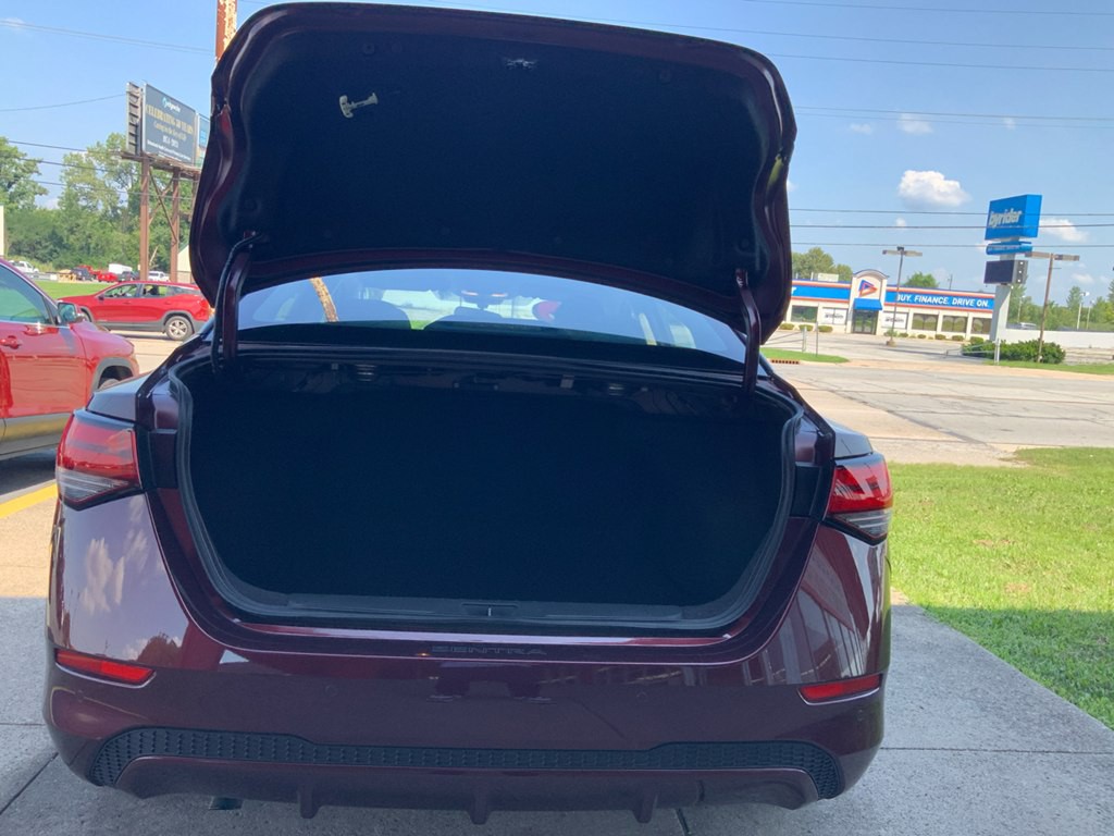 2025 Nissan Sentra Image 17