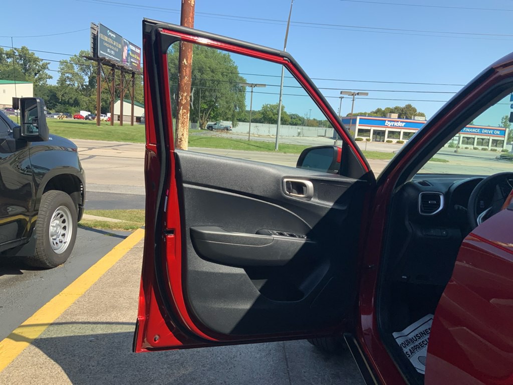 2023 Hyundai Venue Image 8