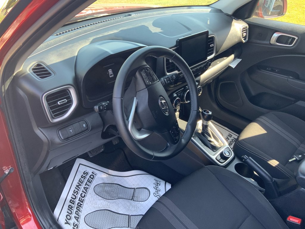 2023 Hyundai Venue Image 9