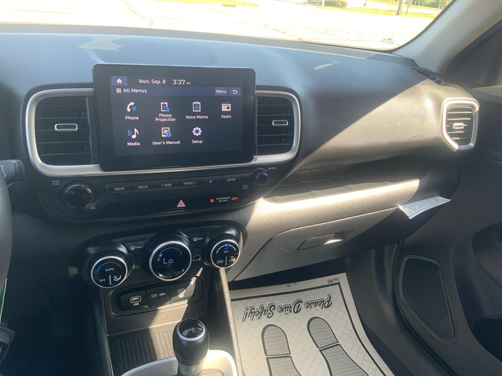 2023 Hyundai Venue Image 13