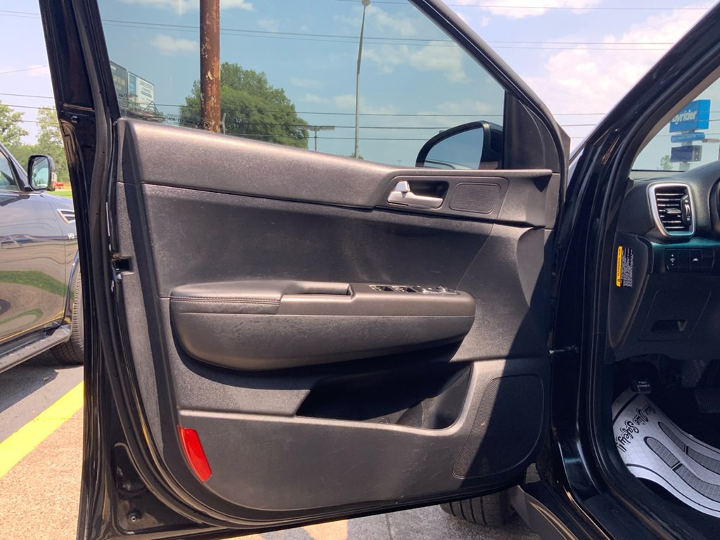 2022 Kia Sportage Image 8