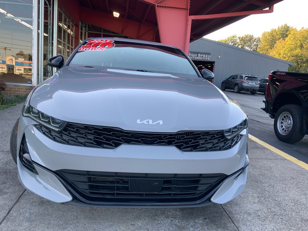 2023 Kia K5 Image 6