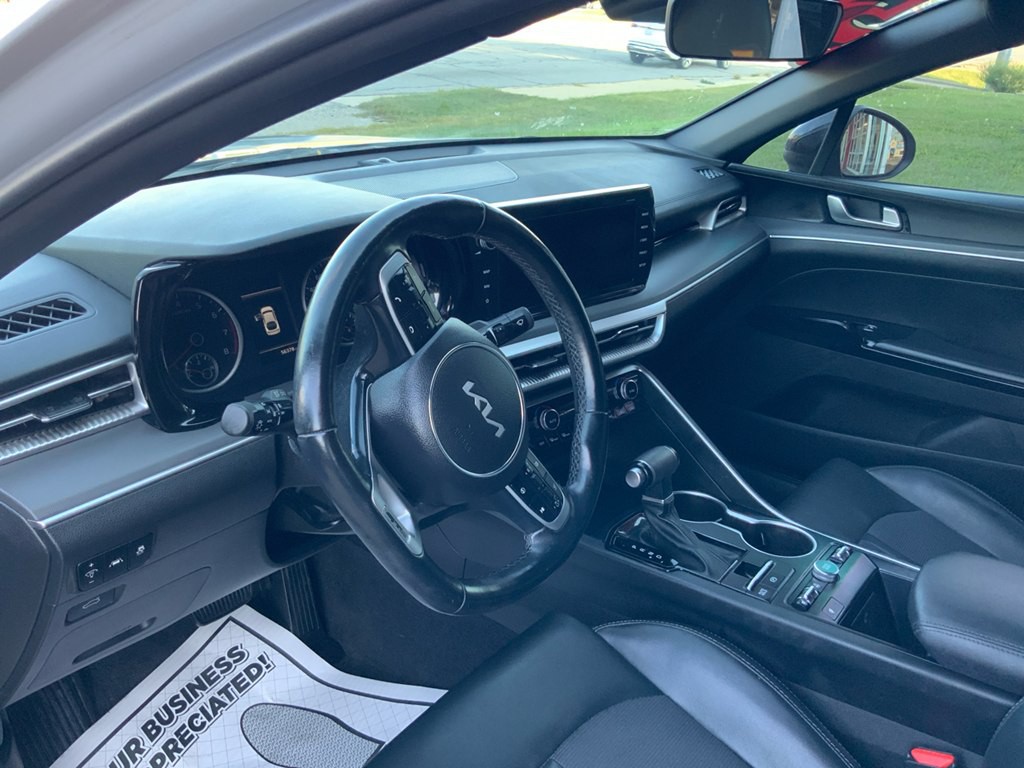 2023 Kia K5 Image 9
