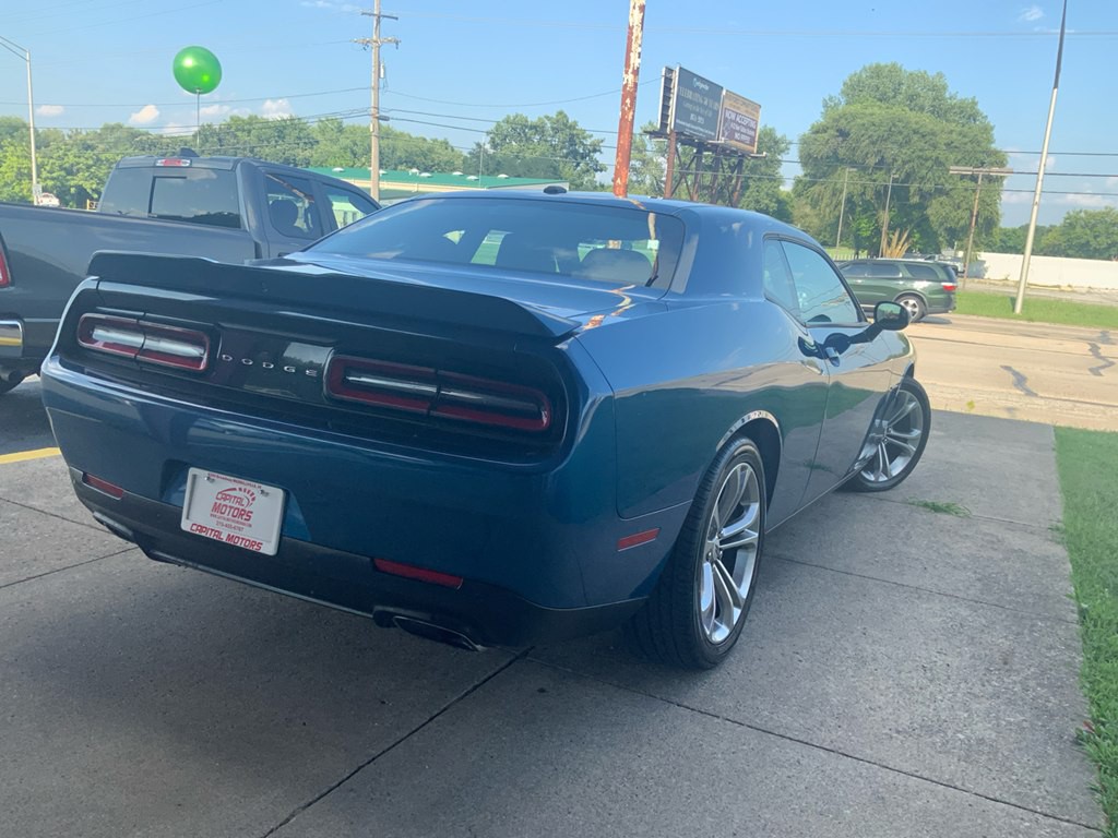 2022 Dodge Challenger Image 4