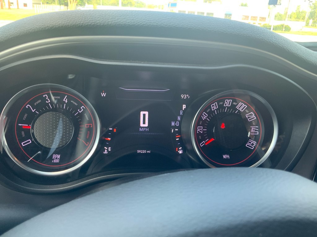 2022 Dodge Challenger Image 12