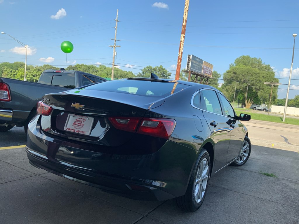 2023 Chevrolet Malibu Image 4