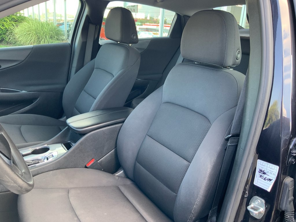 2023 Chevrolet Malibu Image 9