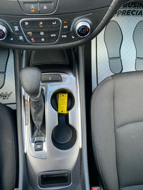 2023 Chevrolet Malibu Image 13