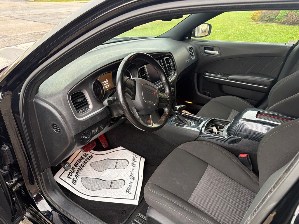 2022 Dodge Charger Image 9