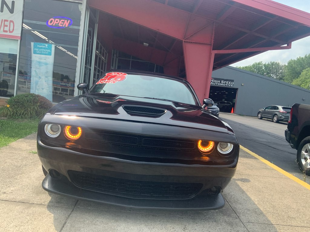 2021 Dodge Challenger Image 6