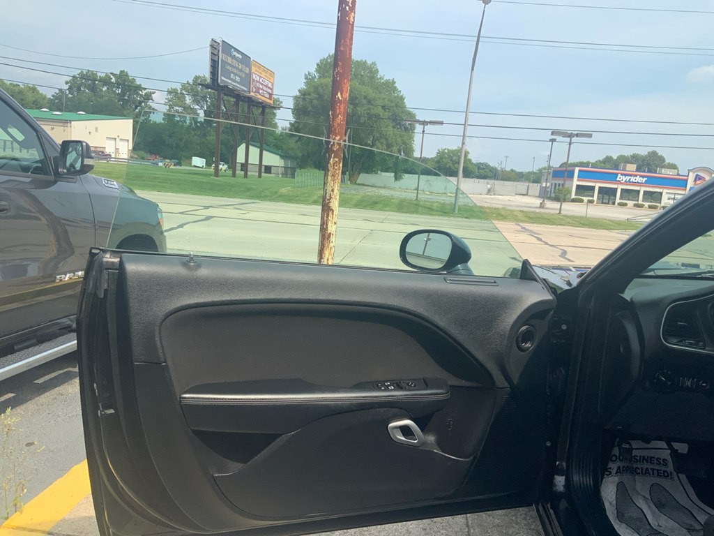 2021 Dodge Challenger Image 8