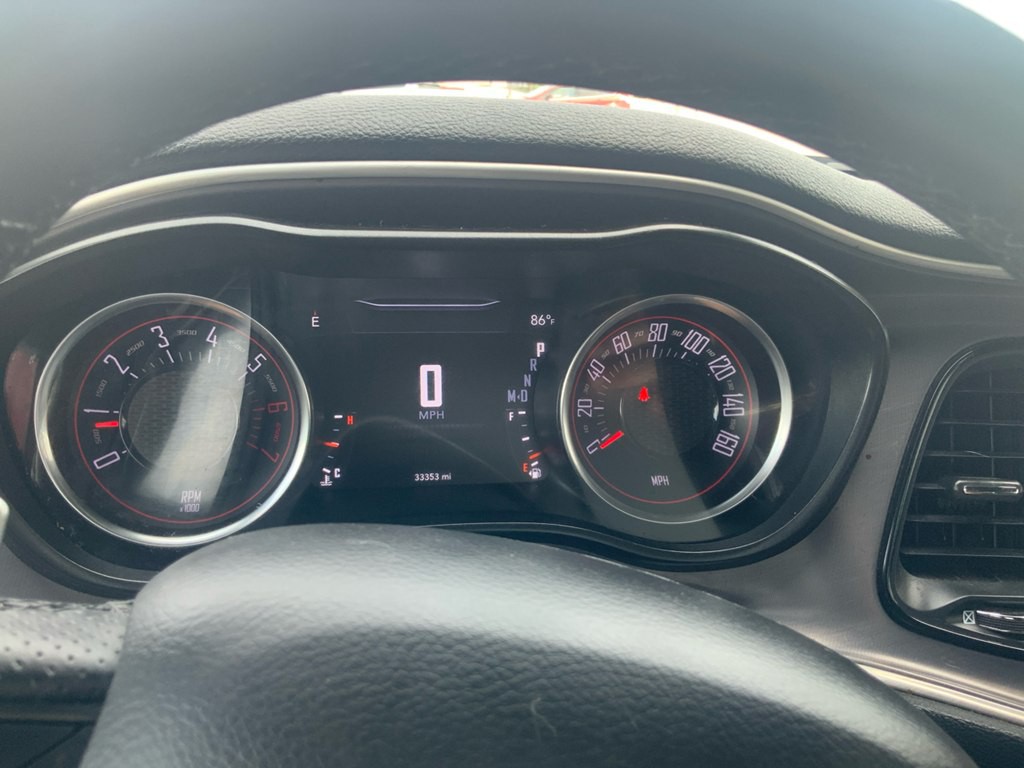 2021 Dodge Challenger Image 11