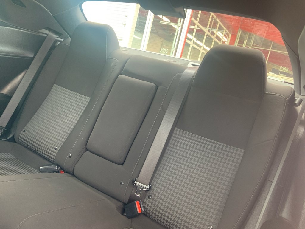 2021 Dodge Challenger Image 15