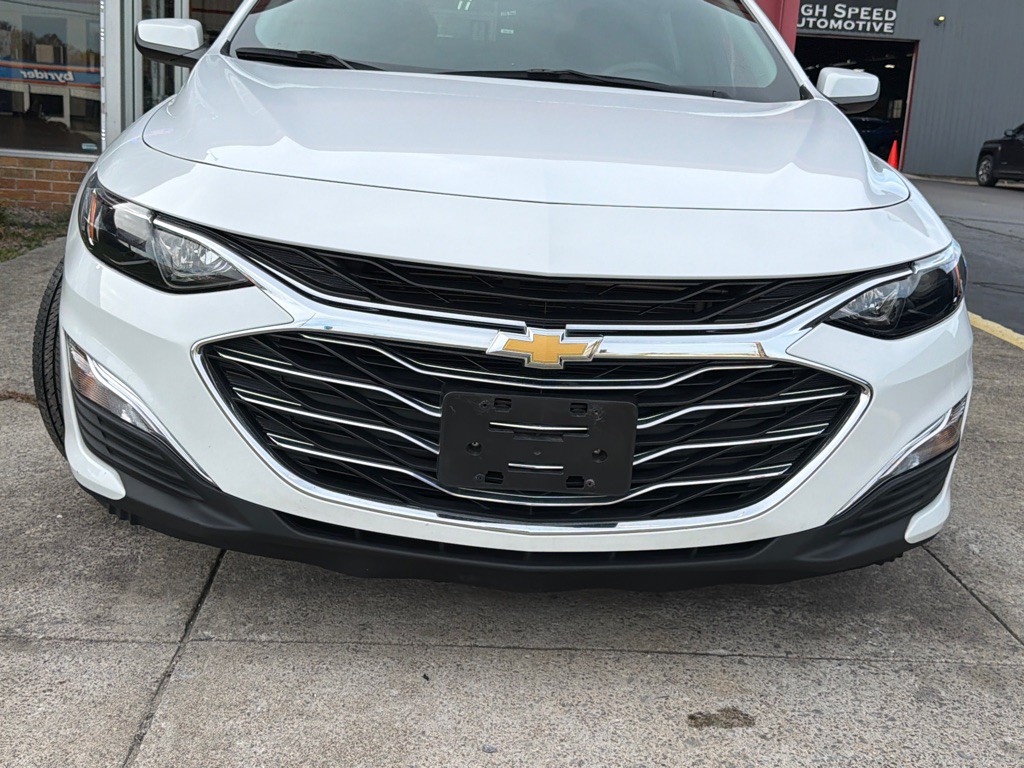 2025 Chevrolet Malibu Image 6