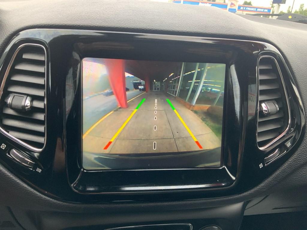 2018 Jeep Compass Image 9