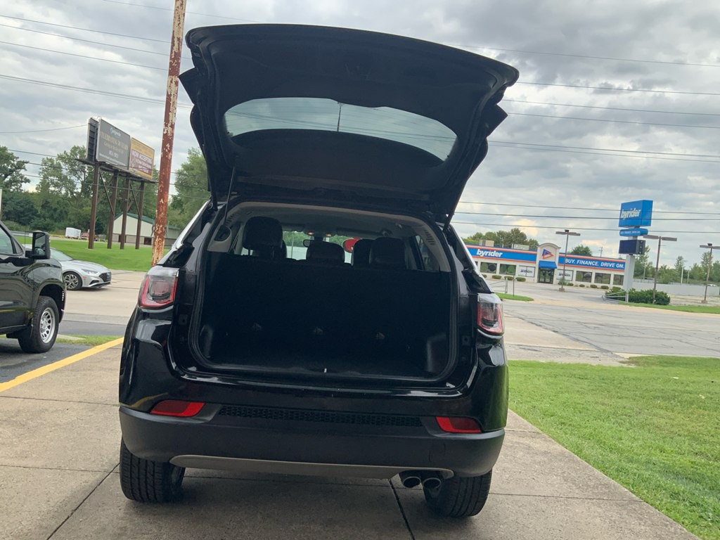 2018 Jeep Compass Image 13