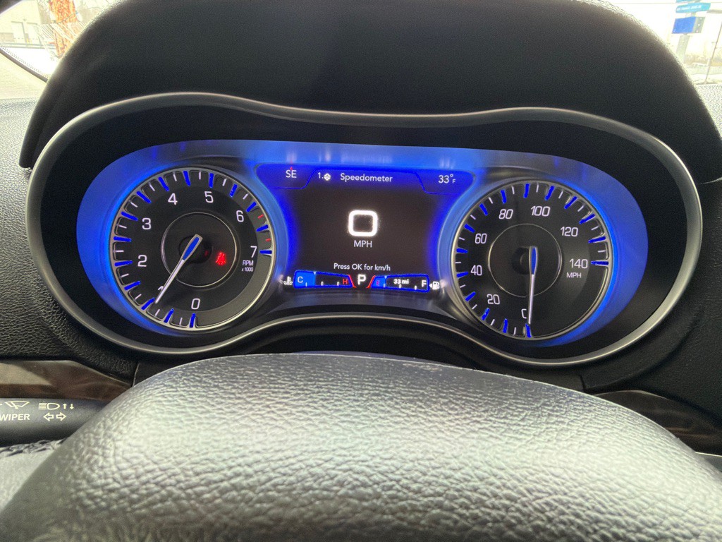 2022 Chrysler 300 Image 10