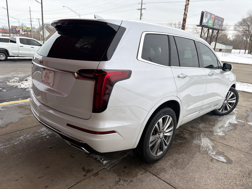 2021 Cadillac XT6 Image 4