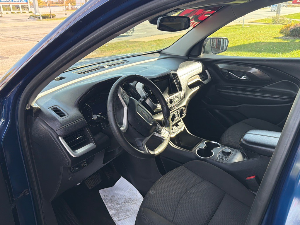 2022 GMC Terrain Image 10