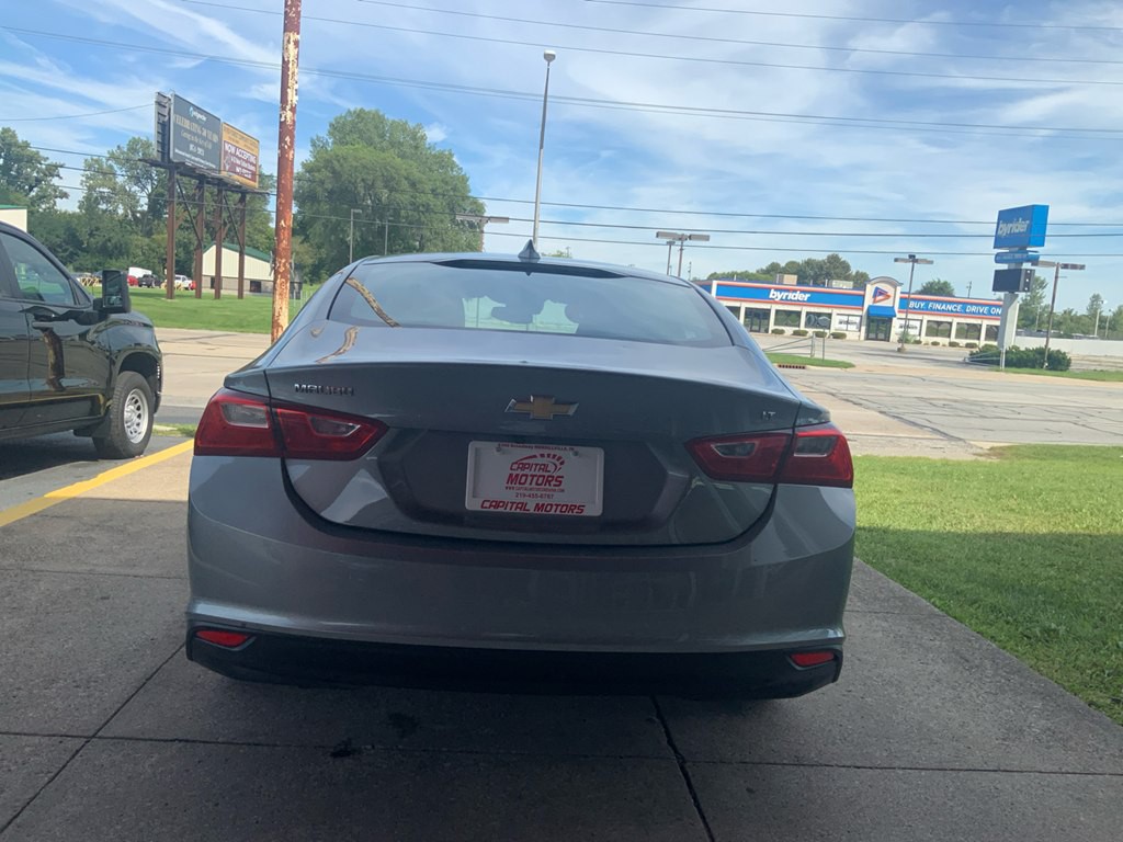 2023 Chevrolet Malibu Image 3