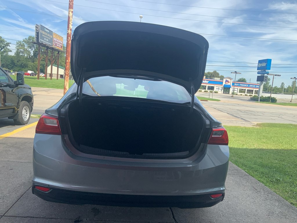 2023 Chevrolet Malibu Image 17