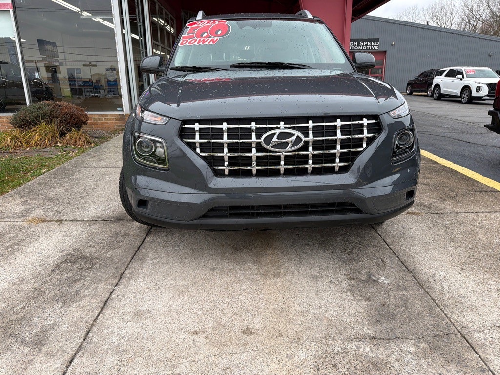 2025 Hyundai Venue Image 6