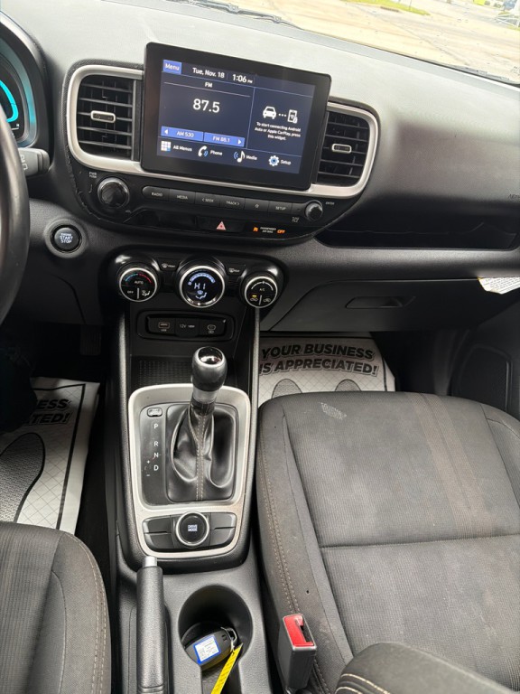 2025 Hyundai Venue Image 13