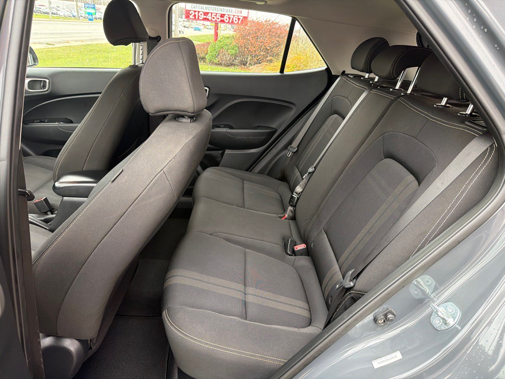 2025 Hyundai Venue Image 16