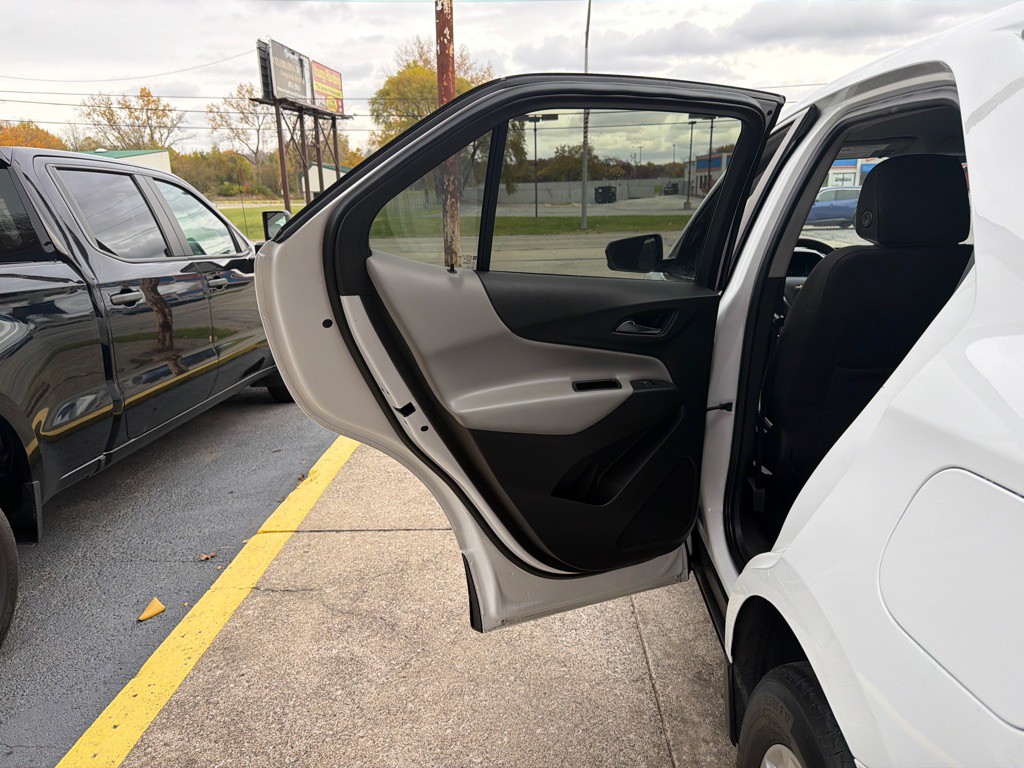 2021 Chevrolet Equinox Image 14