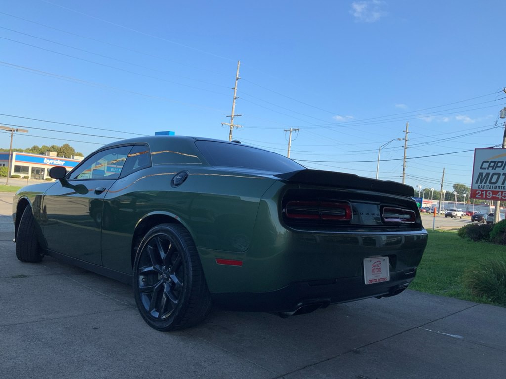 2022 Dodge Challenger Image 2