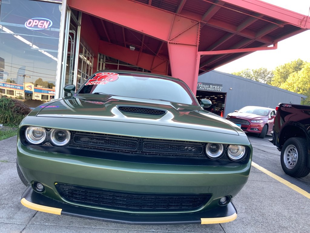2022 Dodge Challenger Image 6