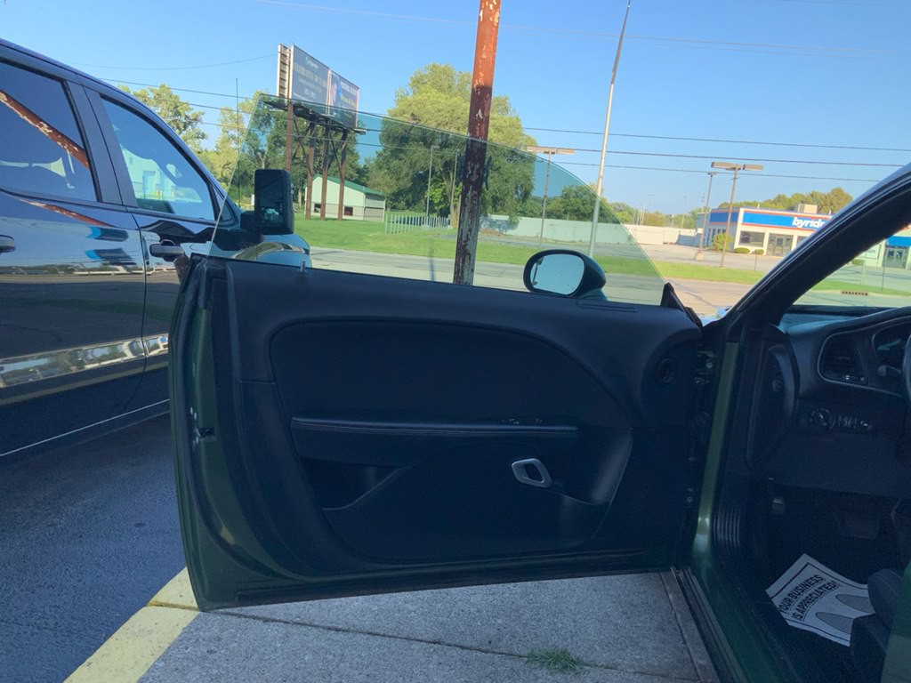 2022 Dodge Challenger Image 8