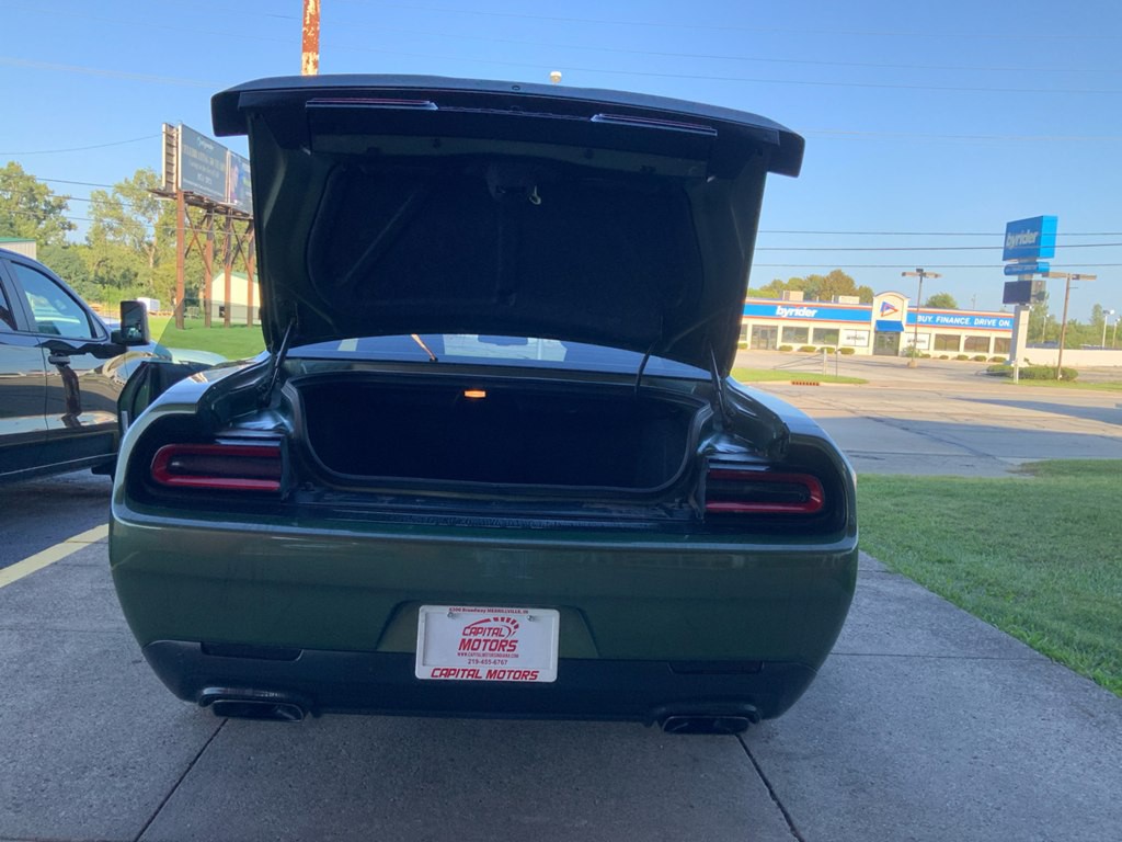 2022 Dodge Challenger Image 14