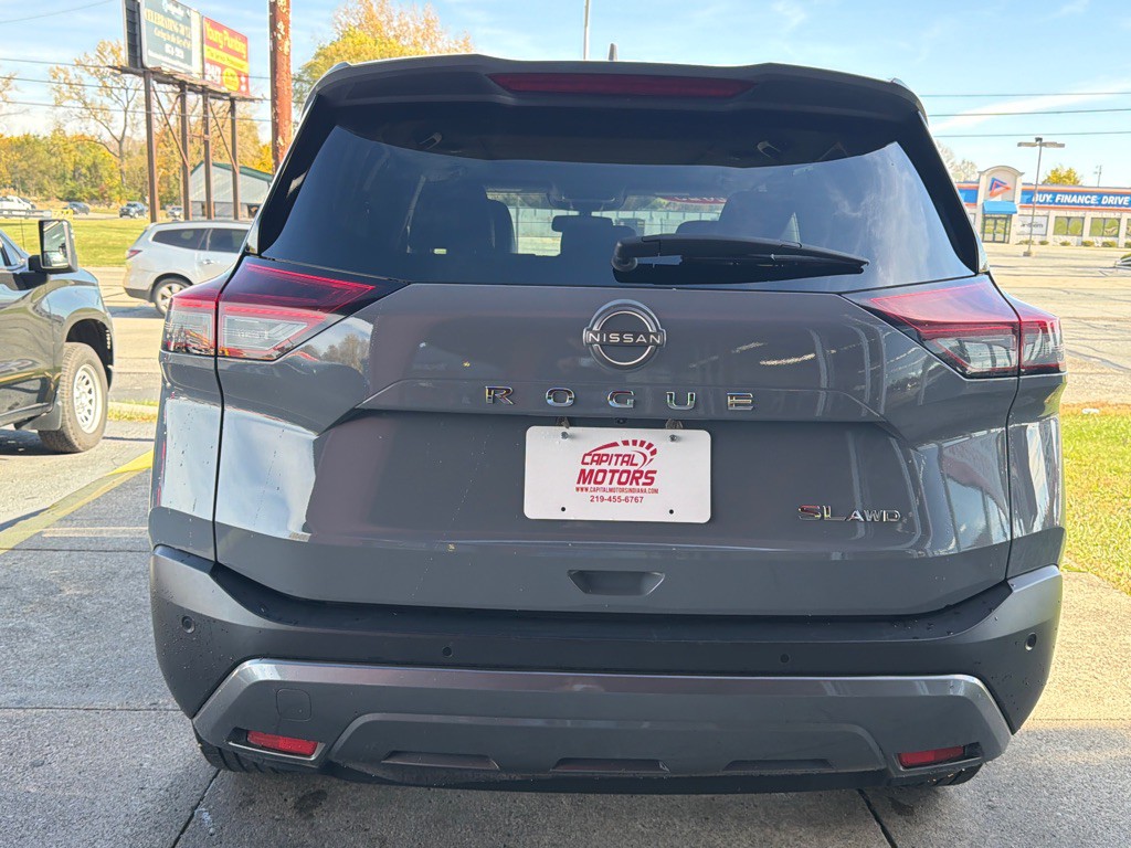 2023 Nissan Rogue Image 3