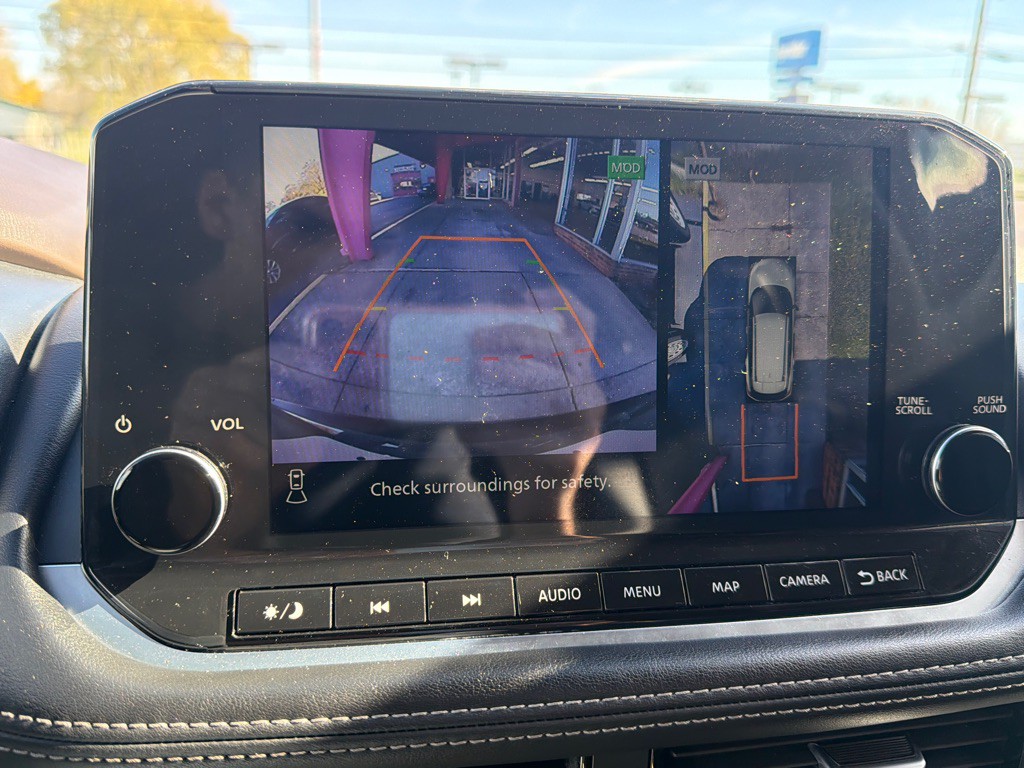 2023 Nissan Rogue Image 12