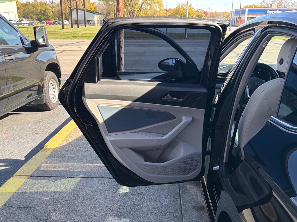 2025 Volkswagen Jetta Image 15