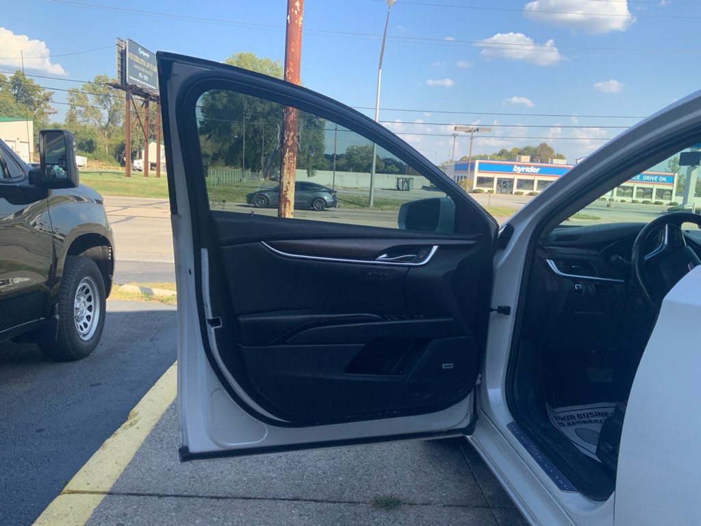 2019 Cadillac XTS Image 6