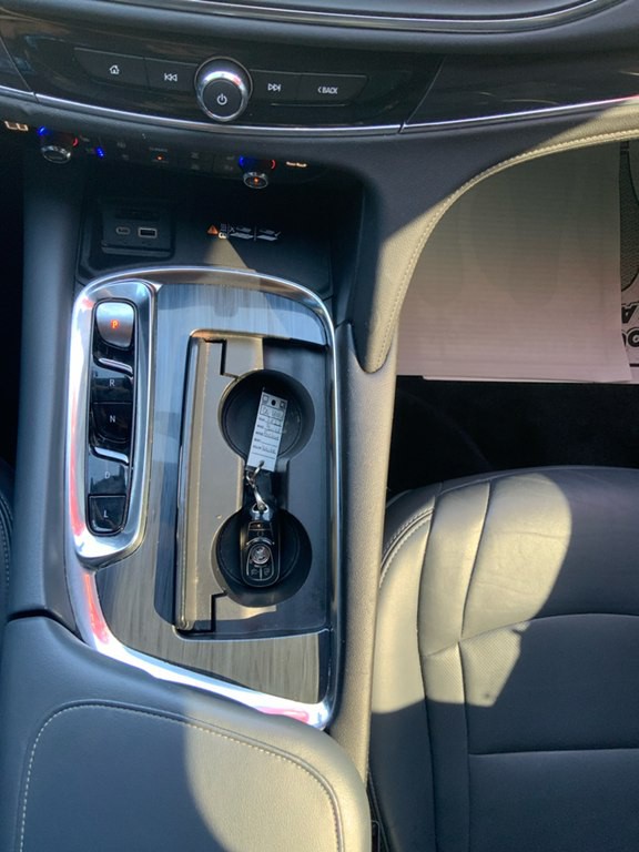 2022 Buick Enclave Image 14