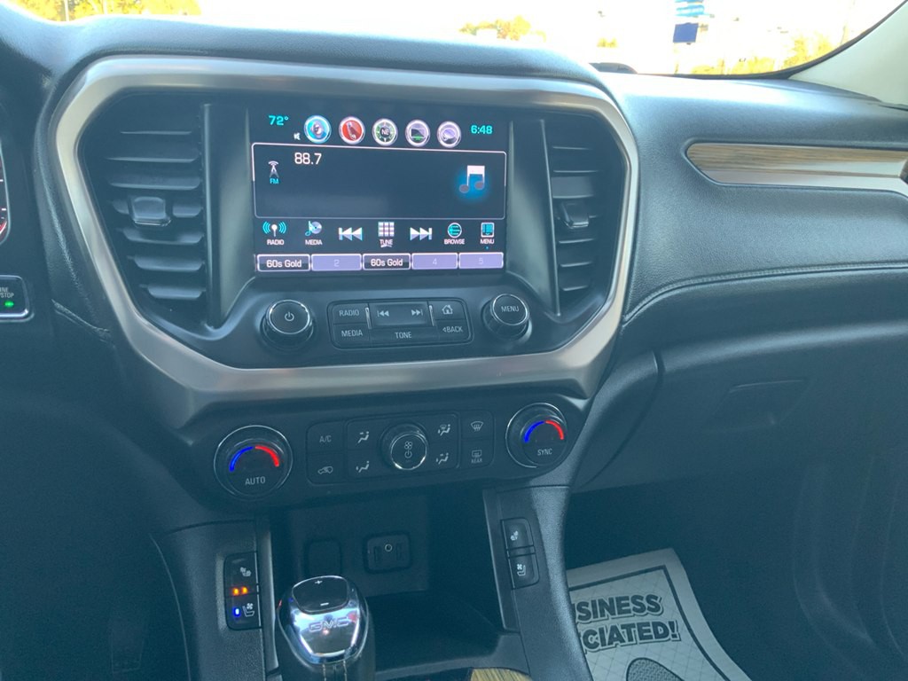 2018 GMC Acadia Image 14