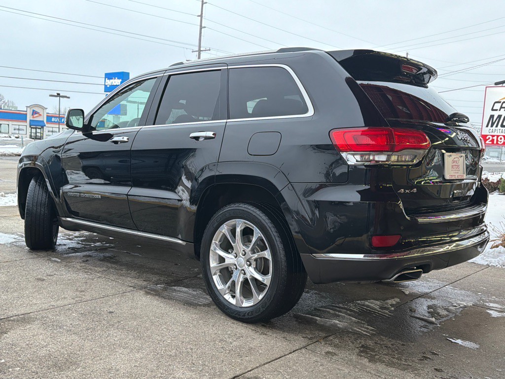 2020 Jeep Grand Cherokee Image 2