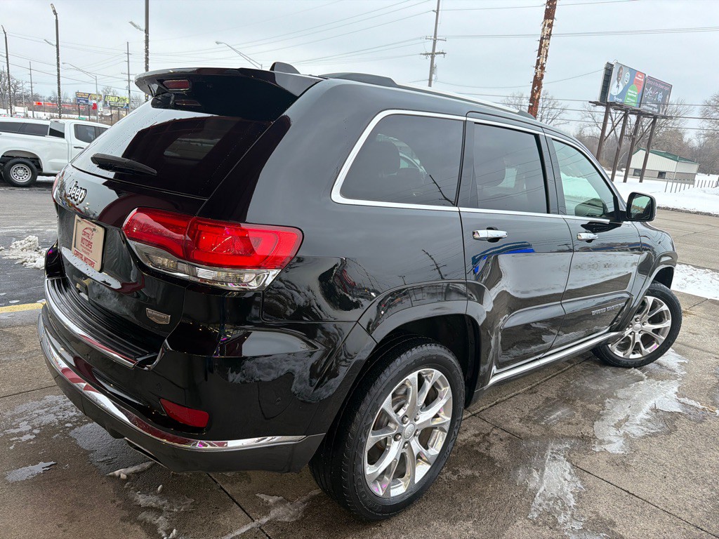 2020 Jeep Grand Cherokee Image 4