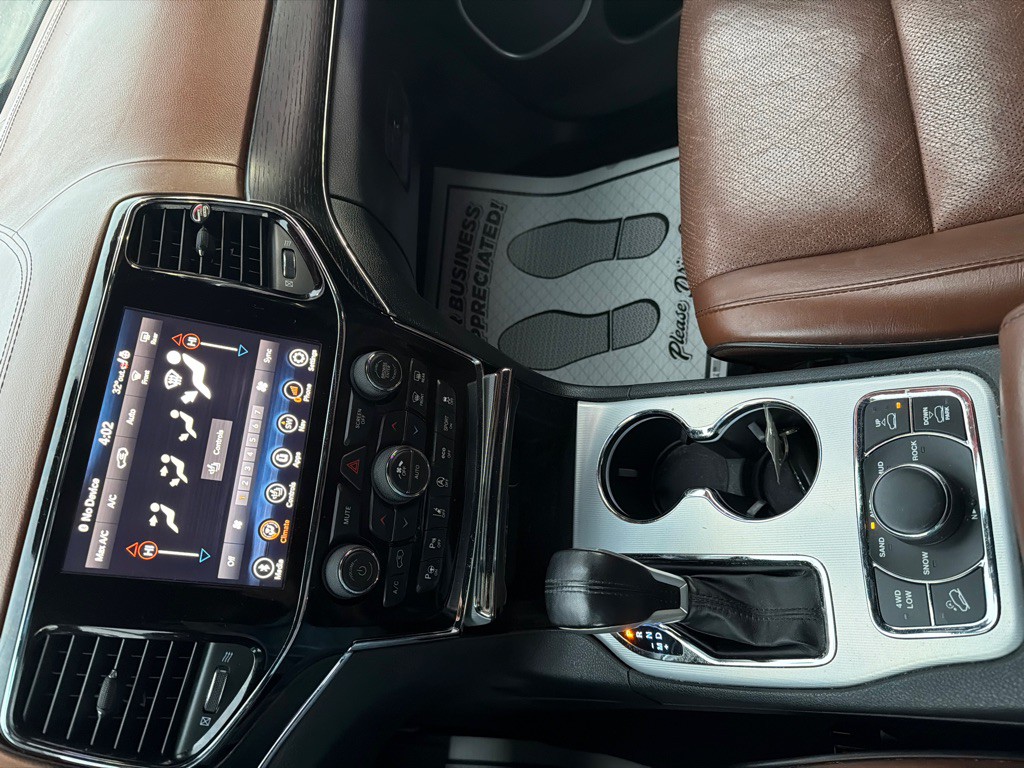 2020 Jeep Grand Cherokee Image 12