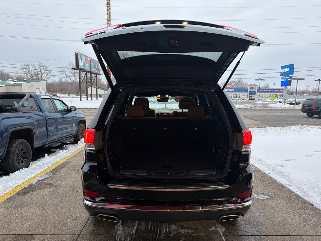 2020 Jeep Grand Cherokee Image 17