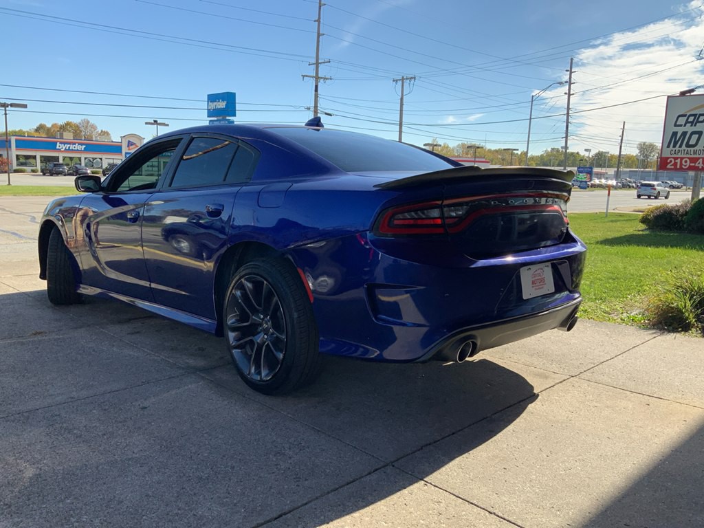 2019 Dodge Charger Image 2