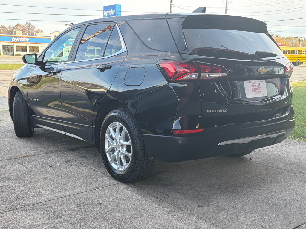 2022 Chevrolet Equinox Image 2
