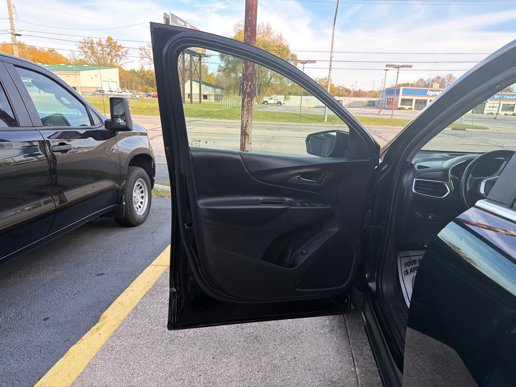 2022 Chevrolet Equinox Image 8