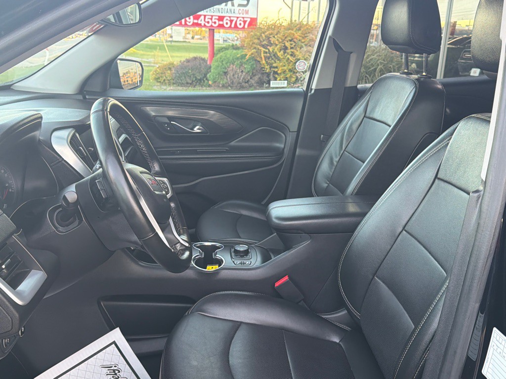 2024 GMC Terrain Image 10