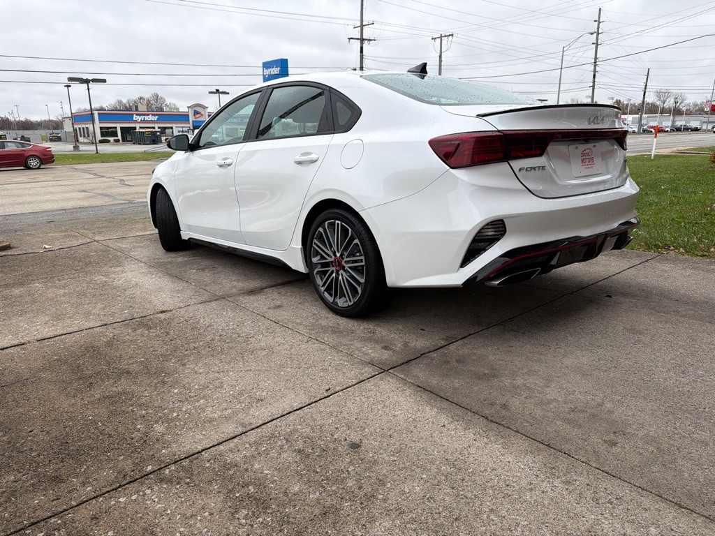 2022 Kia Forte Image 2