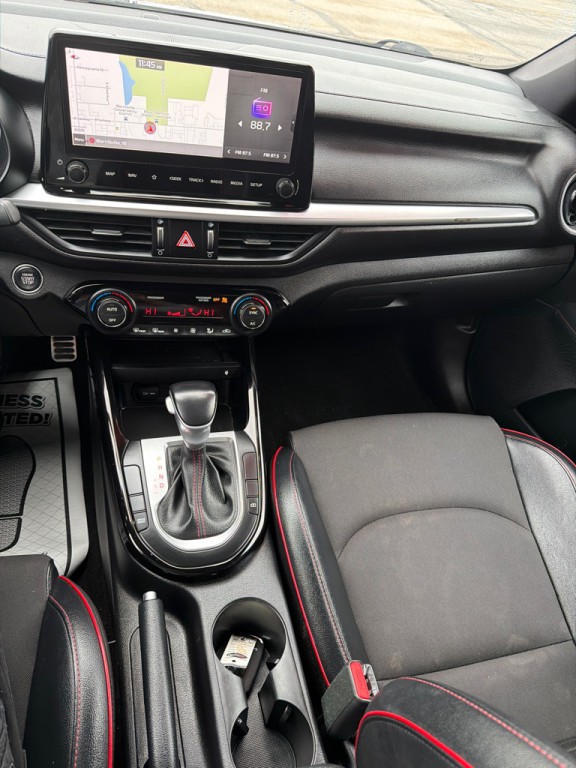 2022 Kia Forte Image 13